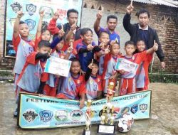 Tim Sepak Bola SSB Sertick Junior (U10) Juara 1 Dalam Turnamen Pestival Pemuda Pagaulan Kulon