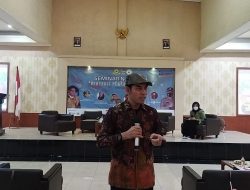 Seminar Nasional Kepemimpinan Pemuda Indonesia dengan “Tema Meningkatkan Kapasitas Pemuda Indonesia menyongsong Satu Abad Indonesia Merdeka 2045”