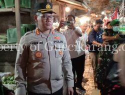 Kapolres Metro Bekasi Patroli Minyak Goreng ke Pasar Serang