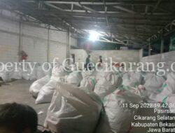 Dampak Mogoknya Kurir Mitra Shopee, Ribuan Paket Menumpuk Di Gudang Cikarang
