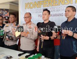 Demi Raup Keuntungan Lebih, 7 Pelaku Perubah Kode Kadarluarsa Makanan Dan Minuman Di Cikarang Barat Diamankan Polisi