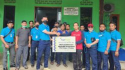 FajarPaper Berikan Dukungan Renovasi Musholla Nurul Iman Bagi Warga Villa Mutiara Cibitung