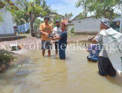Peduli Banjir,DPP IWO Indonesia Salurkan Bantuan Sembako Kewarga Terdampak Banjir Di Bekasi.