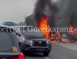 Dikabarkan 9 Orang Tewas, Kecelakaan KM 58 Tol Cikampek Arah Jakarta. Terjadi di Jalur Contraflow