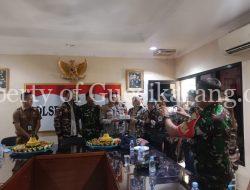 Jajaran Polsek Cikarang Dapat Kejutan Dari Koramil 07 di Momentum HUT Bhayangkara ke 78