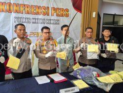 Wakapolres Metro Bekasi Pimpin Konferensi Pers Keberhasilan Ungkap Kasus Penganiayaan Pelajar yang Menyebabkan 1 Orang Meninggal Dunia
