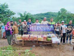 Pemerintah Desa Ciantra dan FK-DKM Salurkan Bantuan untuk Korban Bencana di Sukabumi