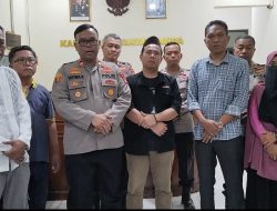 Seorang Wanita Tertabrak Mobil Saat Hujan di Serang Baru, Pengendara Bertanggung Jawab Penuh dan Damai