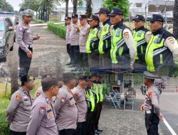 Polsek Cikarang Selatan Gelar Apel Pengamanan Pemberangkatan Masa Buruh ke Botanical Garden Jababeka