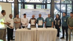 Dekopinda Kabupaten Bekasi Teken MoU dengan BPJS Ketenagakerjaan di La Paris Cafe Setiadarma Tambun Selatan