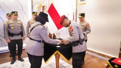 Kapolda Metro Jaya Lantik Enam Kapolres Baru, Kombes Pol Mustofa Serahkan Kepemimpinan Metro Bekasi kepada Kombes Pol Sumarni