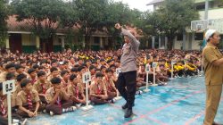 Police Goes To School, Polsek Cikarang Selatan Berikan Pembinaan di SMPN 2 Pasirsari