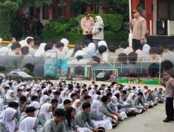 Kapolsek Cikarang Selatan Police Goes To School, Ingatkan Pelajar Jauhi Tawuran dan Narkoba