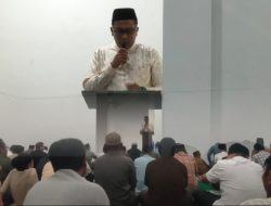 Kapolsek Cikarang Selatan Tarawih Bersama Jamaah Masjid Al Barkah, Ajak Warga Makmurkan Masjid