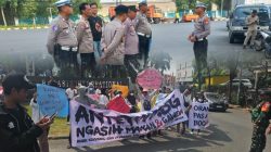 Dukung Program Makan Bergizi Gratis, Puluhan Massa Gelar Aksi Damai di Cikarang Selatan