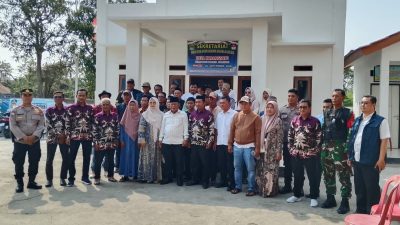 Dikawal Ratusan Simpatisan, Sarim Resmi Daftar Calon Kepala Desa Karangsatu Dua Periode