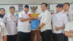 Munadi Resmi Mendaftar Sebagai Calon Kepala Desa Sukajaya