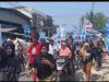 Ribuan Warga Antar Karnada Daftar Calon Kepala Desa Sukarukun untuk Periode Kedua