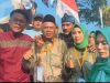Ribuan Warga Antar H. Suparjo Rustam Daftar Bakal Calon Kepala Desa Sindang Jaya