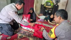 Bhabinkamtibmas Polsek Cikarang Selatan Salurkan Bantuan Sembako untuk Warga Penyandang Disabilitas