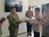 HUT ke-81 TNI, Polsek Cikarang Selatan Sambangi Koramil 08 Lemahabang