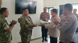 HUT ke-81 TNI, Polsek Cikarang Selatan Sambangi Koramil 08 Lemahabang