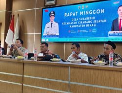 Pj. Kades Sukaresmi H. Ibin Irwan Ingatkan Aparatur Desa Jaga Disiplin dan Kerapihan