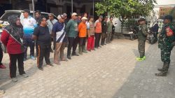 Pimpin Langsung Jumsih di Kampung Pagaulan, PJ Kades Sukaresmi Ajak Warga Jaga Kebersihan